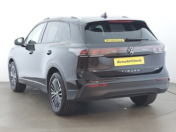 Used Volkswagen Tiguan 2024 for sale - 75558241: Photo