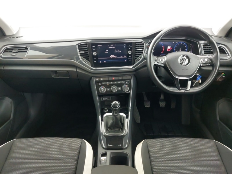 Used Volkswagen T-Roc 2018 for sale - 77698560: Photo 2