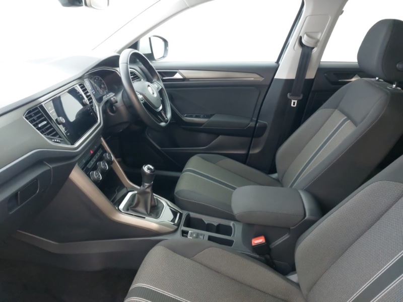 Used Volkswagen T-Roc 2020 for sale - 77569100: Photo 5