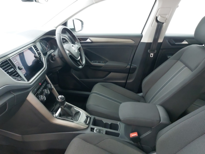 Used Volkswagen T-Roc 2020 for sale - 76195232: Photo 5