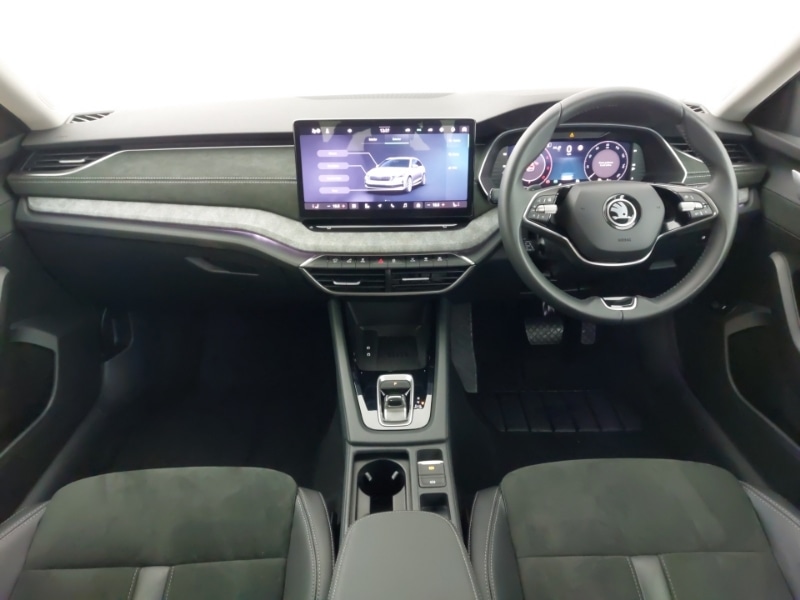 Used Skoda Octavia 2024 for sale - 76051969: Photo 2