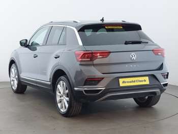 Used Volkswagen T-Roc 2018 for sale - 74944124: Photo