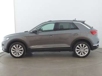 Used Volkswagen T-Roc 2018 for sale - 74944124: Photo