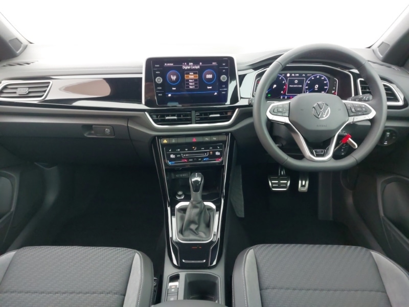 Used Volkswagen T-Roc 2025 for sale - 76897574: Photo 2