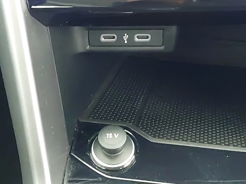 Used Volkswagen T-Roc 2023 for sale - 76556427: Photo 18