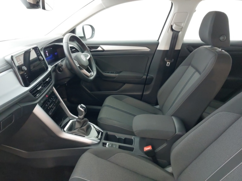 Used Volkswagen T-Roc 2023 for sale - 76556427: Photo 5