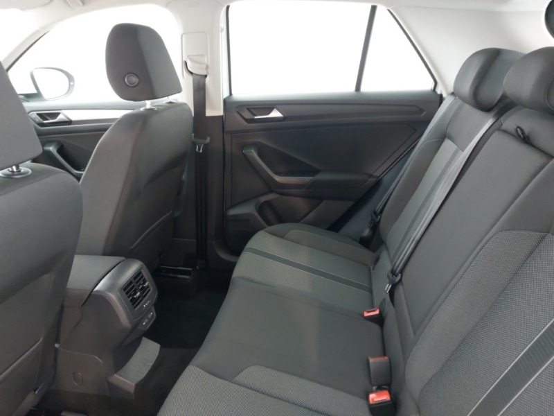 Used Volkswagen T-Roc 2023 for sale - 76556427: Photo 6