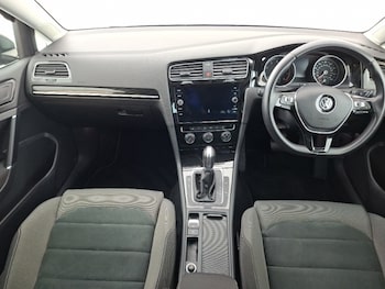 Used Volkswagen Golf 2019 for sale - 78735270: Photo