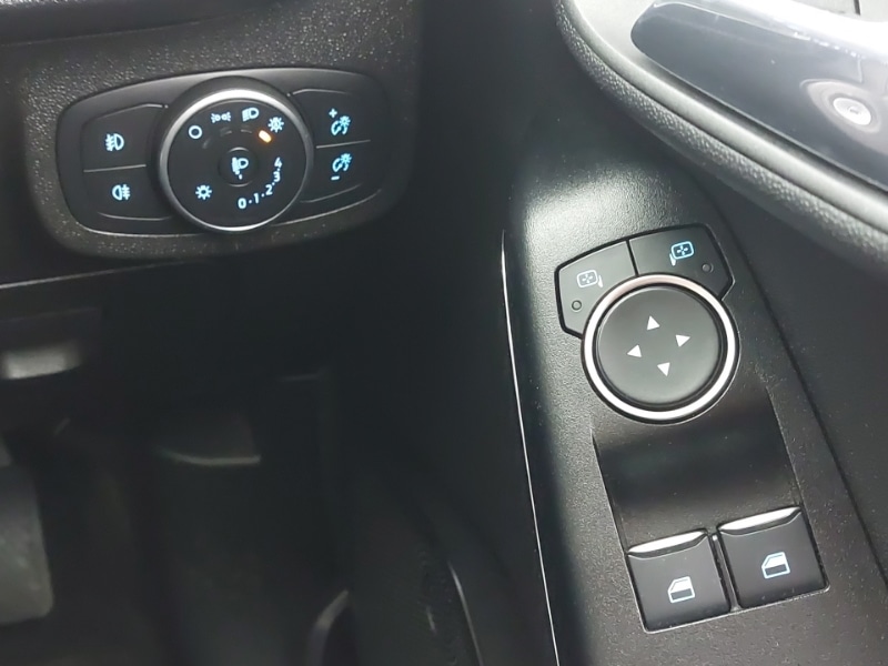 Used Ford Fiesta 2018 for sale - 77948040: Photo 19