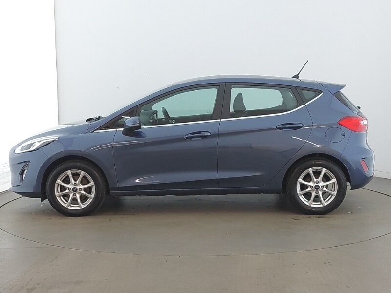 Used Ford Fiesta 2018 for sale - 77948040: Photo 4