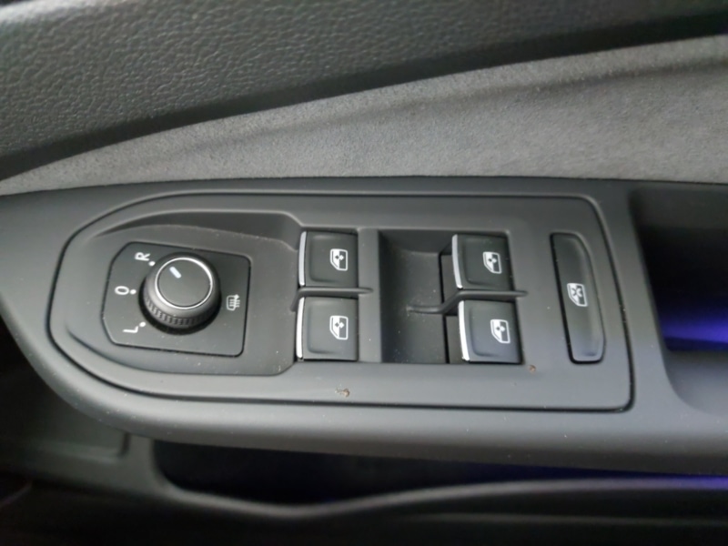 Used Volkswagen Golf 2024 for sale - 76478509: Photo 15