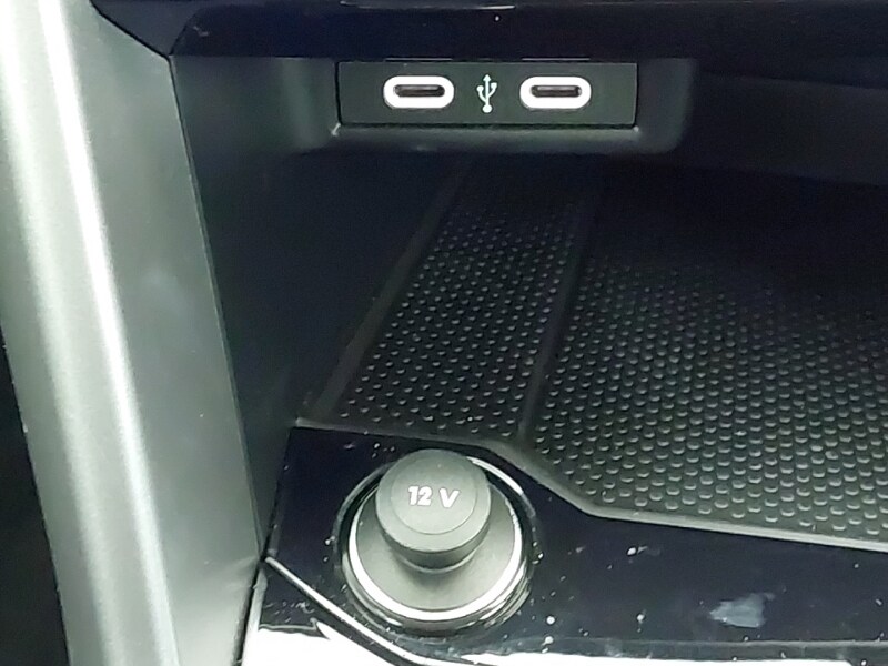 Used Volkswagen T-Roc 2023 for sale - 77518138: Photo 18