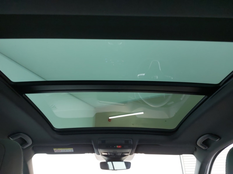 Used Volkswagen T-Roc 2023 for sale - 76741807: Photo 19