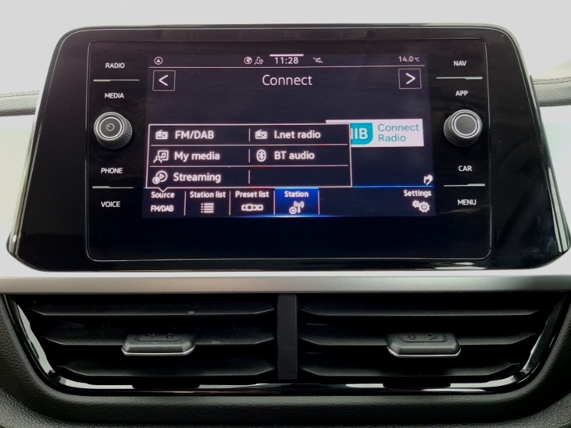 Used Volkswagen T-Roc 2023 for sale - 76408034: Photo 17