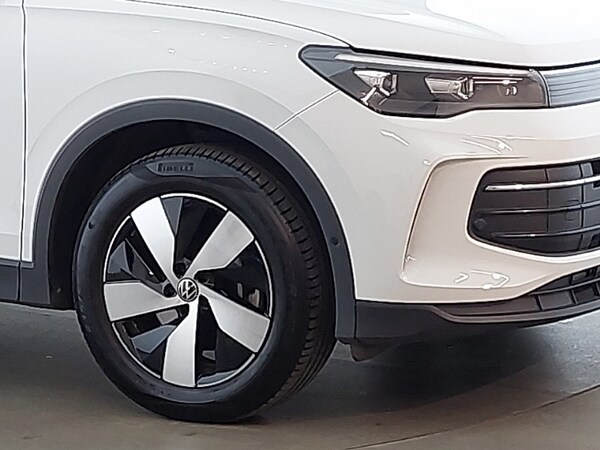 Used Volkswagen Tiguan 2024 for sale - 75369102: Photo 9