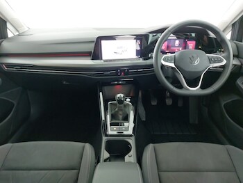 Used Volkswagen Golf 2024 for sale - 78125561: Photo