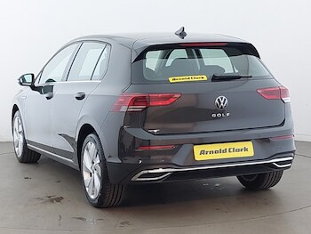 Used Volkswagen Golf 2024 for sale - 78125561: Photo