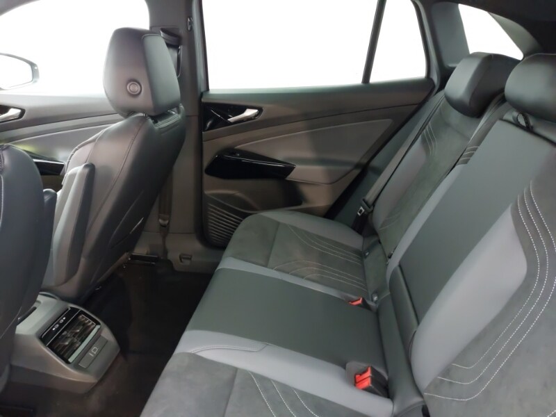 Used Volkswagen ID.4 2025 for sale - 77846895: Photo 6