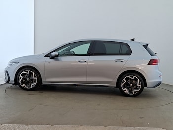 Used Volkswagen Golf 2025 for sale - 79302969: Photo
