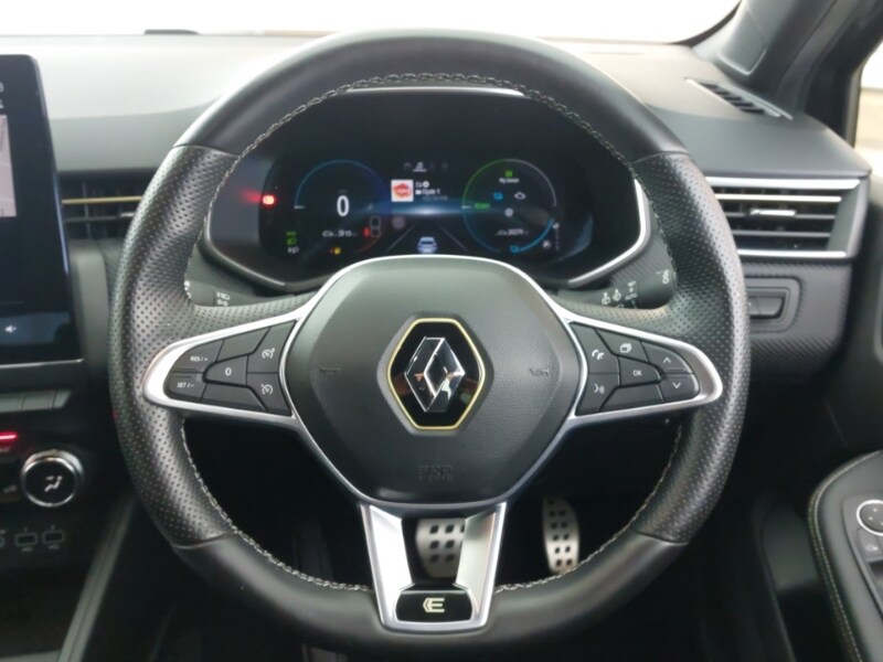 Used Renault Clio 2023 for sale - 77585327: Photo 13
