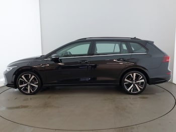 Used Volkswagen Golf 2024 for sale - 76354553: Photo