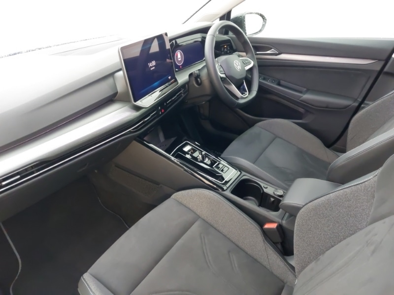Used Volkswagen Golf 2024 for sale - 76354553: Photo 5