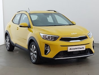 Used Kia Stonic 2023 for sale - 77999818: Photo