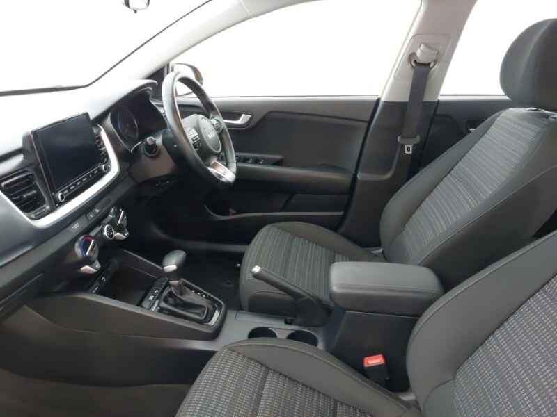 Used Kia Stonic 2023 for sale - 77999818: Photo 5