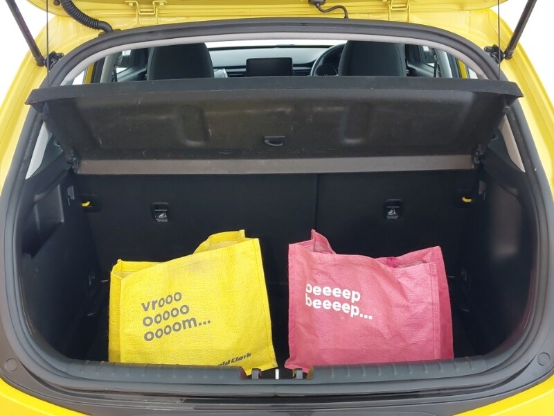 Used Kia Stonic 2023 for sale - 77999818: Photo 8