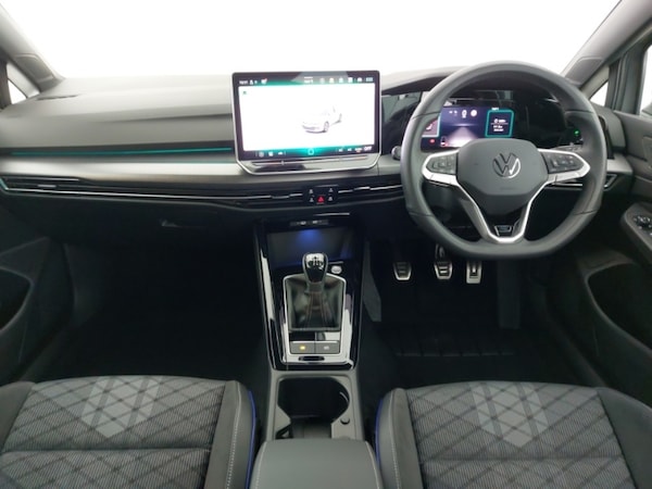 Used Volkswagen Golf 2024 for sale - 76225906: Photo 2