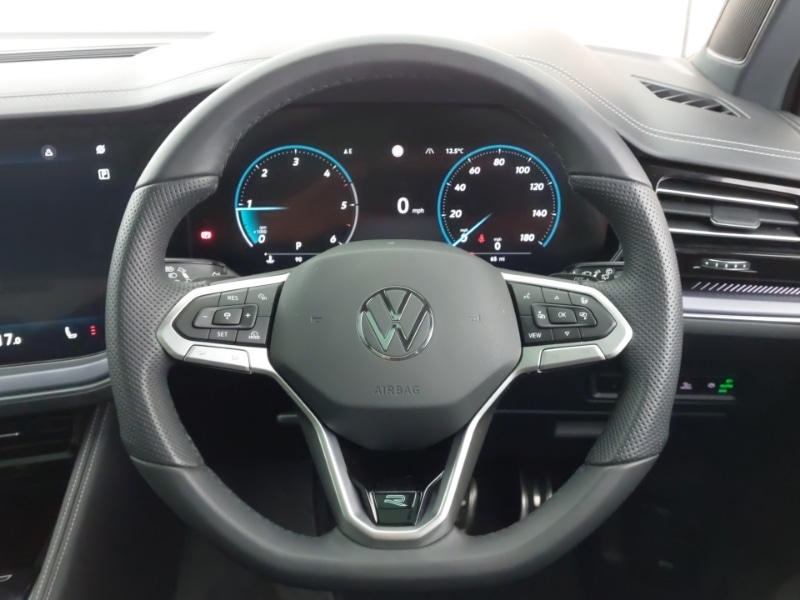 Used Volkswagen Touareg 2025 for sale - 78125602: Photo 13