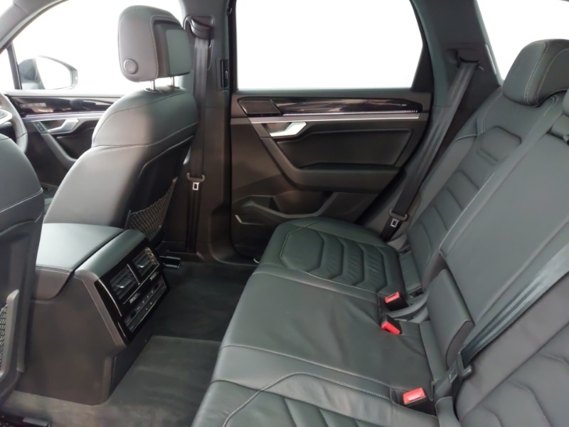 Used Volkswagen Touareg 2025 for sale - 78125602: Photo 6