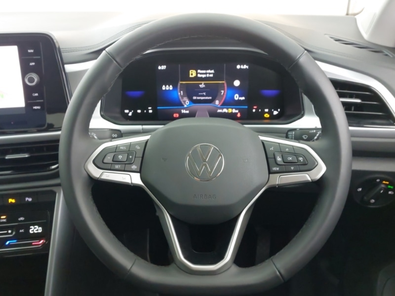 Used Volkswagen T-Roc 2025 for sale - 76721349: Photo 13