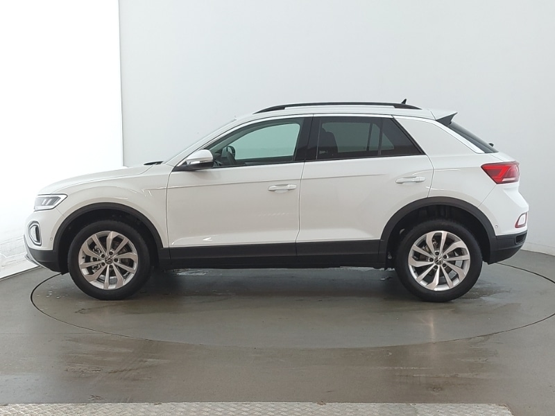 Used Volkswagen T-Roc 2025 for sale - 76721349: Photo 4