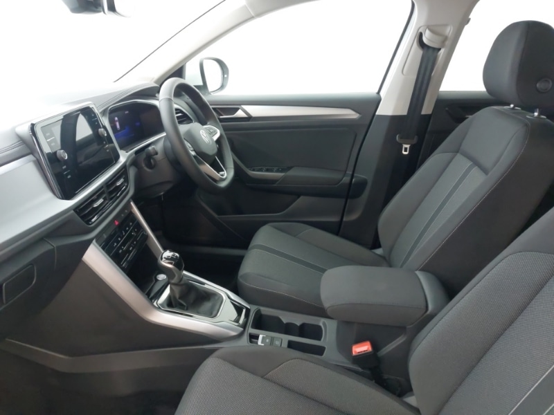 Used Volkswagen T-Roc 2025 for sale - 76721349: Photo 5