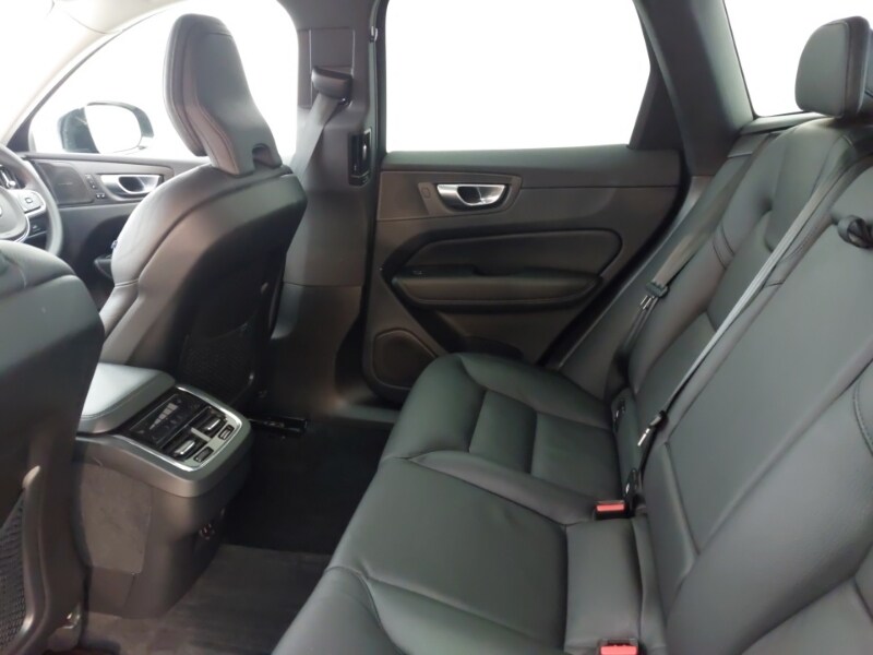 Used Volvo XC60 2023 for sale - 77273161: Photo 6