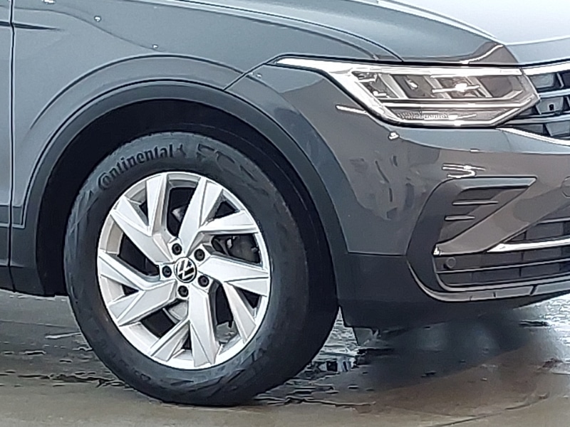 Used Volkswagen Tiguan 2023 for sale - 76354558: Photo 9