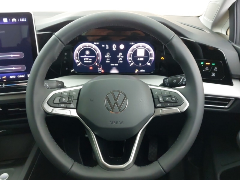 Used Volkswagen Golf 2025 for sale - 76970506: Photo 13