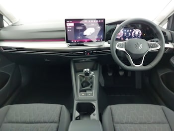 Used Volkswagen Golf 2025 for sale - 76970506: Photo