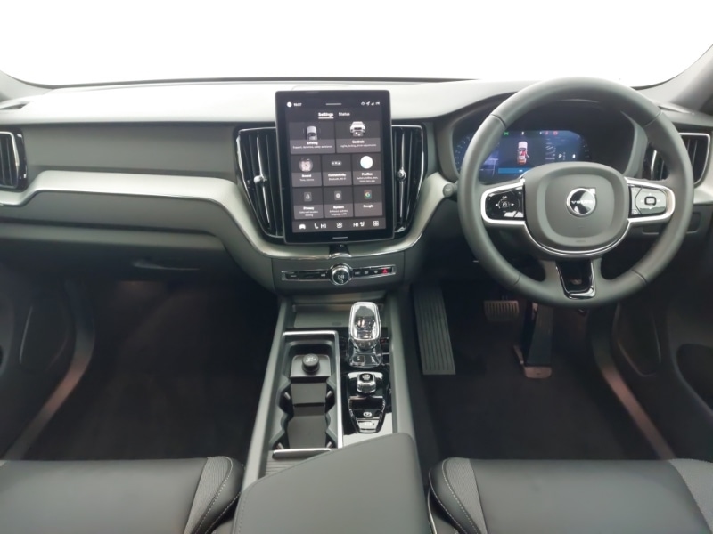 Used Volvo XC60 2025 for sale - 77475875: Photo 2