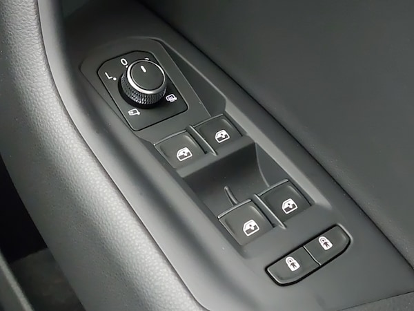 Used Volkswagen Touareg 2025 for sale - 76062902: Photo 18