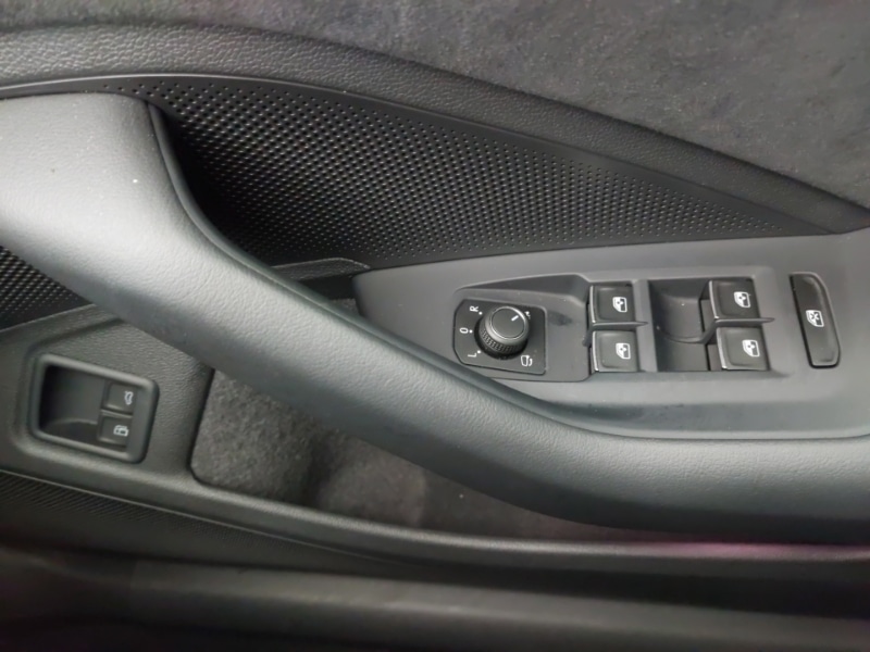 Used Volkswagen Passat 2024 for sale - 76983048: Photo 14