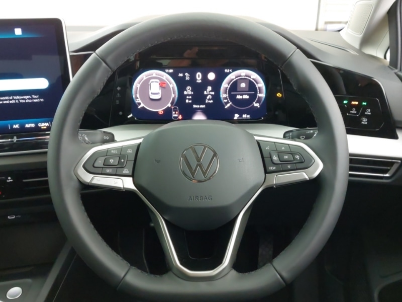 Used Volkswagen Golf 2025 for sale - 76970565: Photo 13