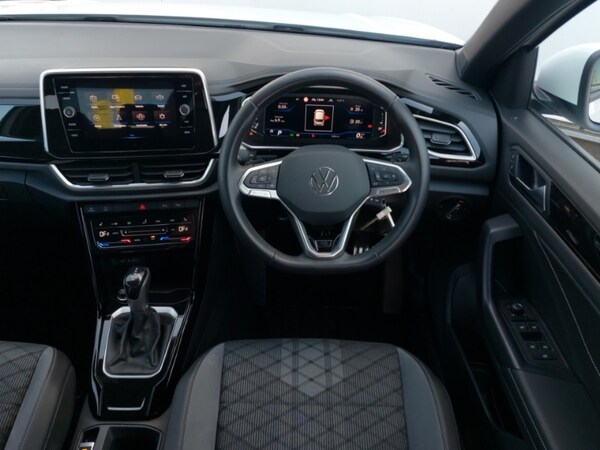 Used Volkswagen T-Roc 2024 for sale - 74892348: Photo 11