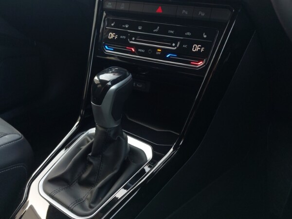 Used Volkswagen T-Roc 2024 for sale - 74892348: Photo 15