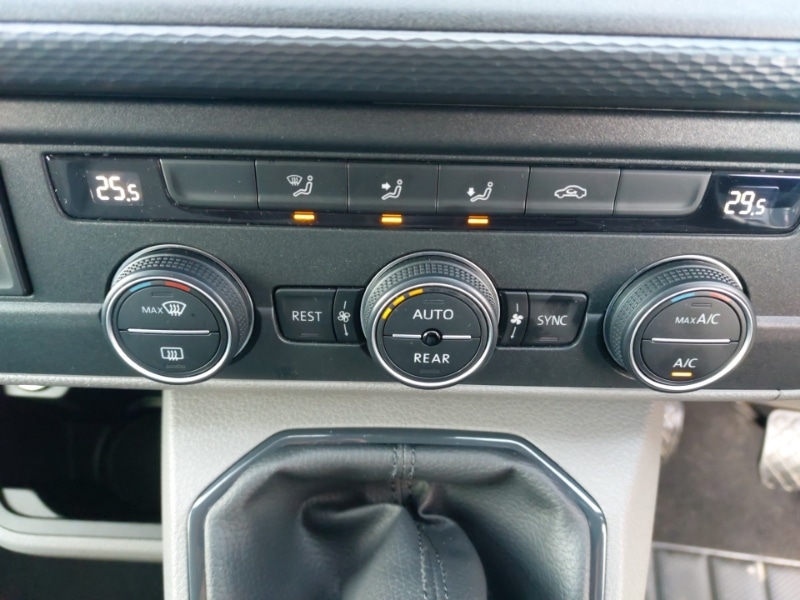 Used Volkswagen Transporter Shuttle 2024 for sale - 78093596: Photo 16