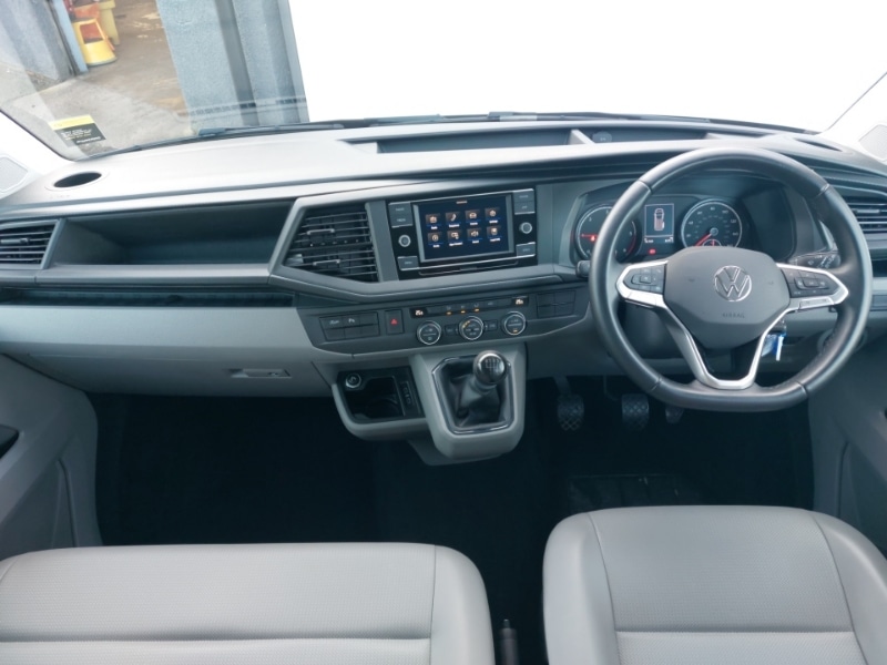 Used Volkswagen Transporter Shuttle 2024 for sale - 78093596: Photo 2