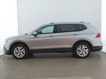 Used Volkswagen Tiguan Allspace 2021 for sale - 77580407: Photo
