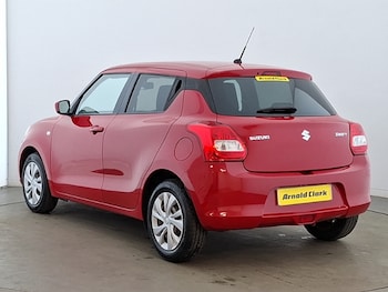 Used Suzuki Swift 2019 for sale - 79069997: Photo