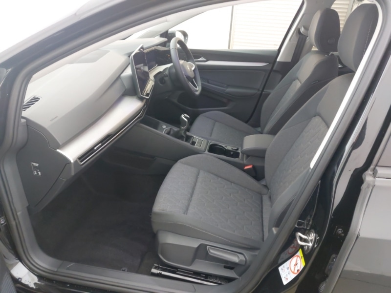 Used Volkswagen Golf 2025 for sale - 76963944: Photo 5